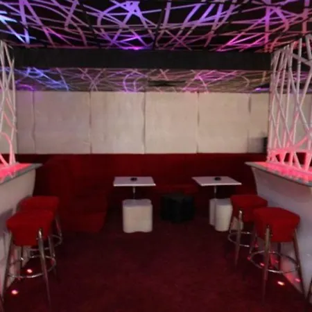 酒店 Marieta Palace 4*