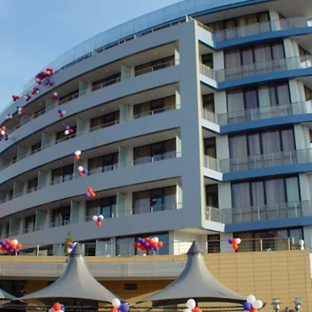 酒店 Marieta Palace 内塞伯尔